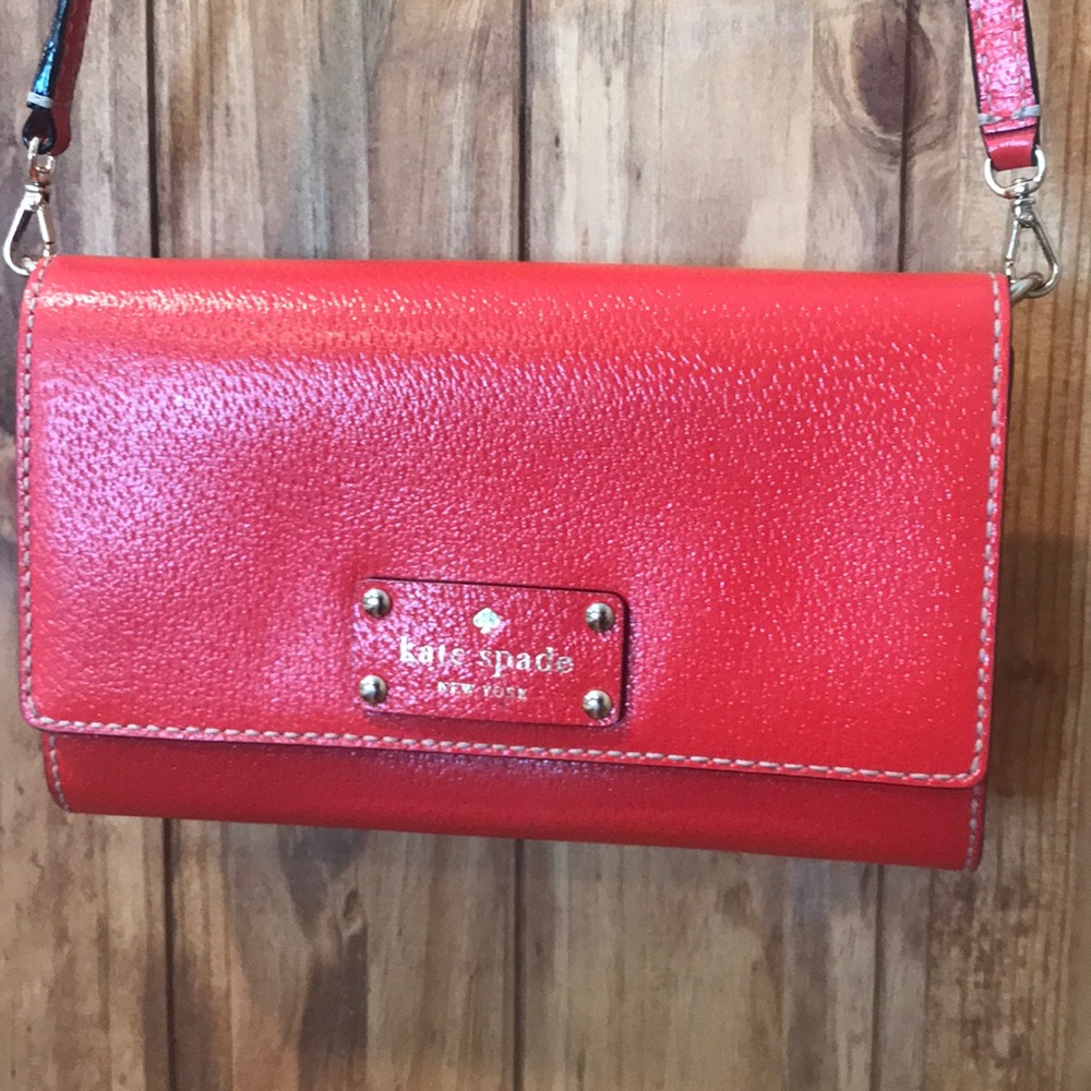 Kate Spade wallet on chain clutch